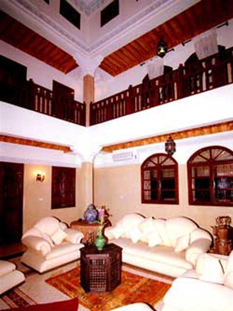 The Central House Marrakech Medina Маракеш Екстериор снимка